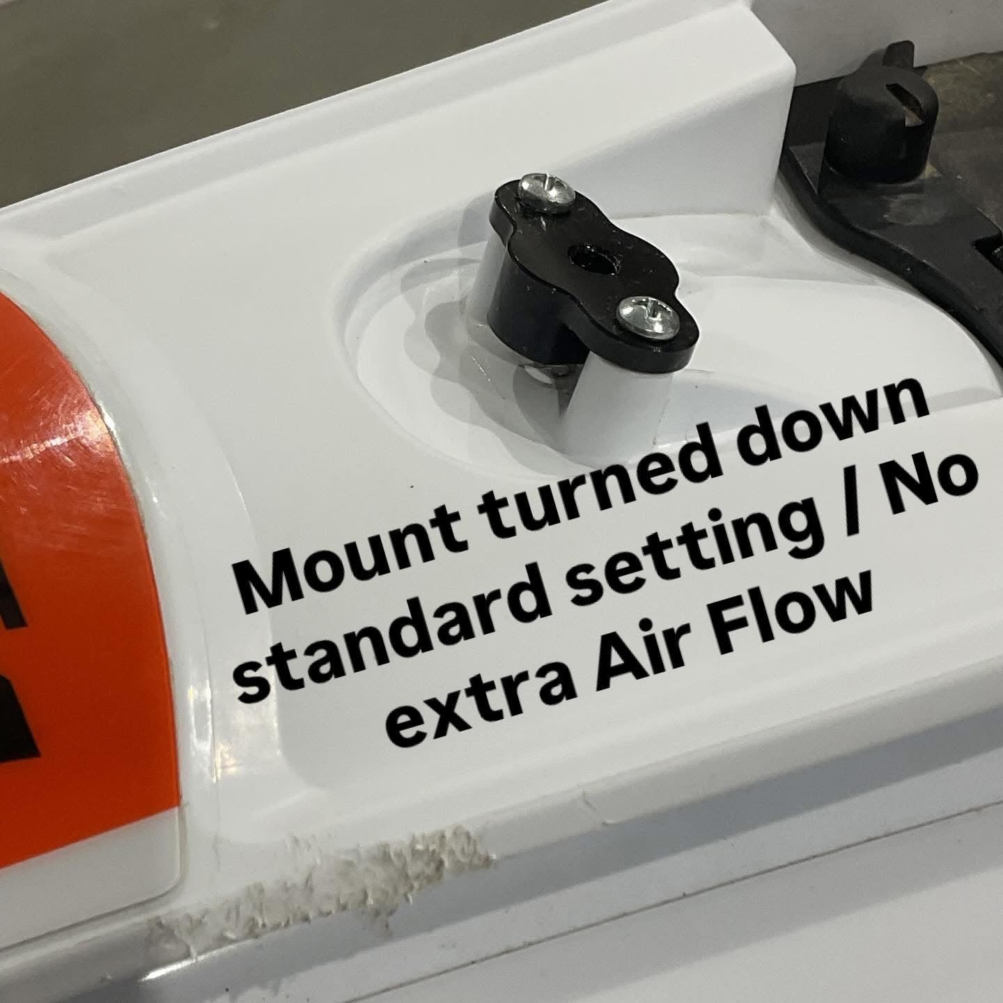 Aftermarket Minis E3,E5,50 Seat Mount Screw Set.